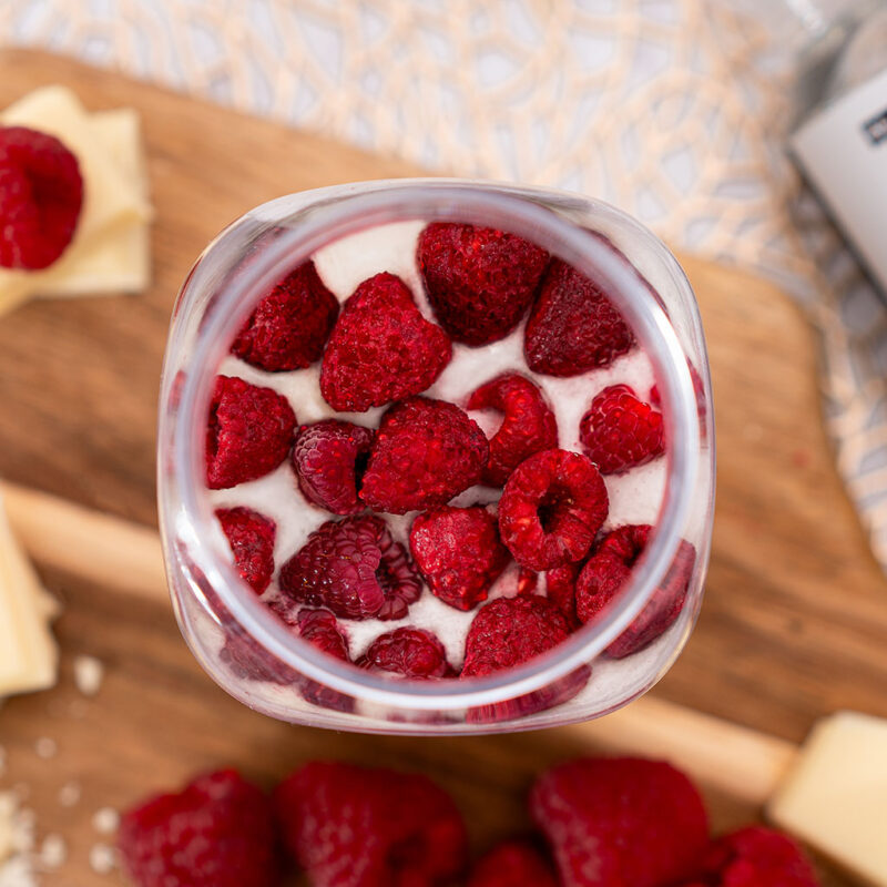 BeKeto Keto Cream White Chocolate Raspberry Composition2 Keto Cream – White Chocolate & Raspberry 250g